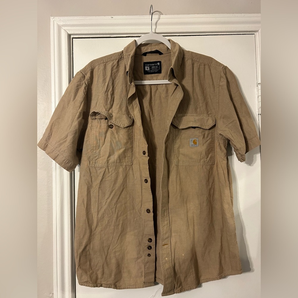 Men’s Carhartt short sleeve button up. Size medium